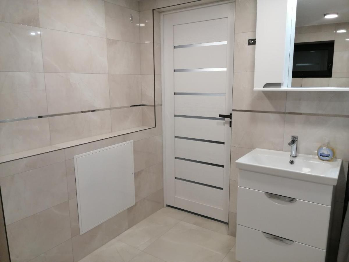 Luxury Apartment Private House And Parking Netflix Тарту Екстериор снимка