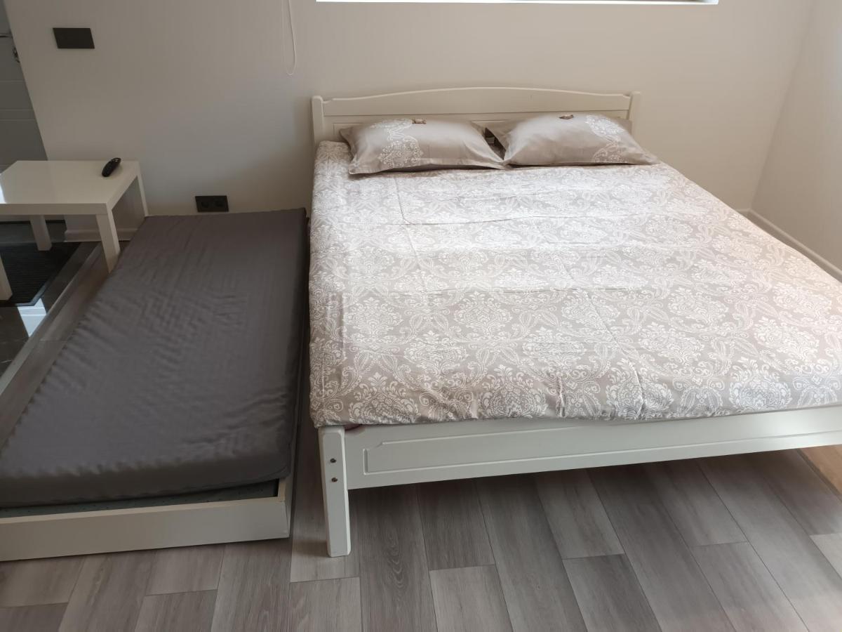 Luxury Apartment Private House And Parking Netflix Тарту Екстериор снимка